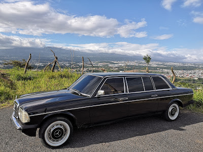 HEREDIA-MOUNTAINS-COSTA-RICA.-MERCEDES-W123-300D-LIMO.jpg