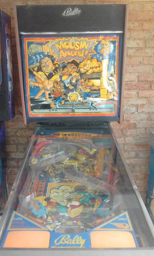 PINBALL MACHINE COSTA RICA 1989 BALLY MOUSIN AROUND