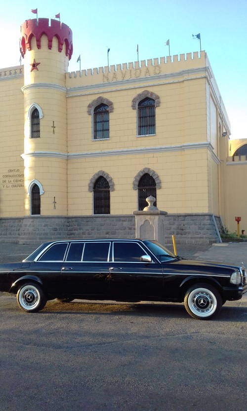 COSTA RICA Museo de los Nios  LIMOUSINE