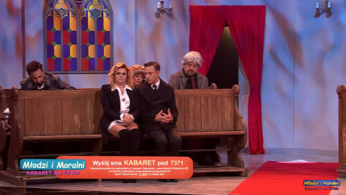 Kabaret-Mlodych-Panow-i-Goscie---Koscielna-lawka.jpeg