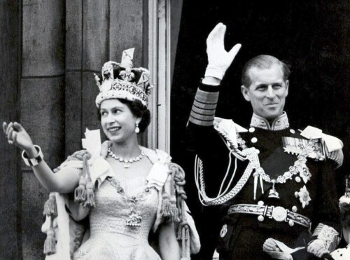 rs_1024x759-160608135435-1024.queen-elizabeth-12.cm.6816.jpeg