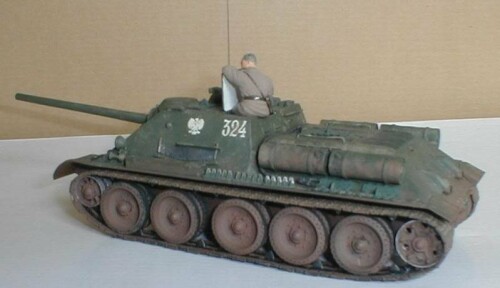 Tamiya-SU85-2.jpg