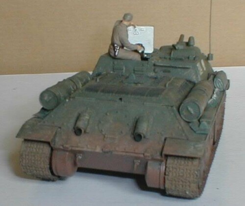 Tamiya-SU85-3.jpg