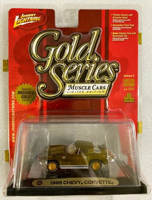 MASINKA-Johnny-Lightning---1965-Chevy-Corvette---2008-Gold-Series-40---50228.jpg