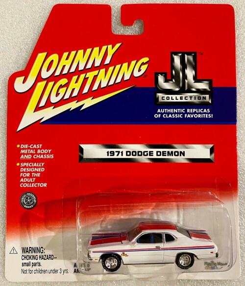 MASINKA-Johnny-Lightning---1971-Dodge-Demon---2001-JL-Collection-Real-Wheels---405-04.jpg