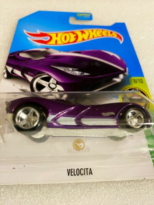 MASINKA-Hot-Wheels-Velocita-2017-Exotics-8-10-SUPER-Treasure-Hunt-DVC98-2.jpg