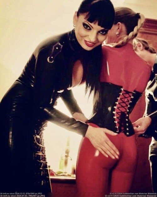 LatexfetischhureAnnaJenniferRosenmuller-Annarosenmueller--latexannarosenmuller-495736380643-015736380643-49191149091143-091149091143-Annarosenmuellerlatexleggins-015736380643-091149041143-491911490411.jpg