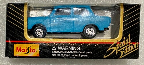 MASINKA-Maisto-1982-Trabant-601-Special-Edition-11001-tr.jpg