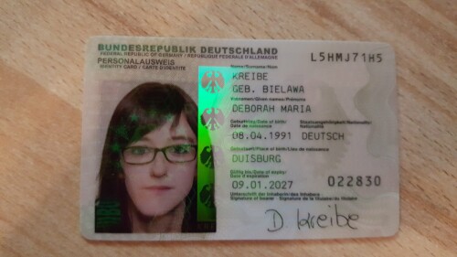 DEBORAH-MARIA-KREIBE-BIELAWA-8.4.1991--Konrad-Duden-weg-3--60437-Frankfurt-Main-webslut-hure-Ausweis-c6547f68ceacb978.jpg