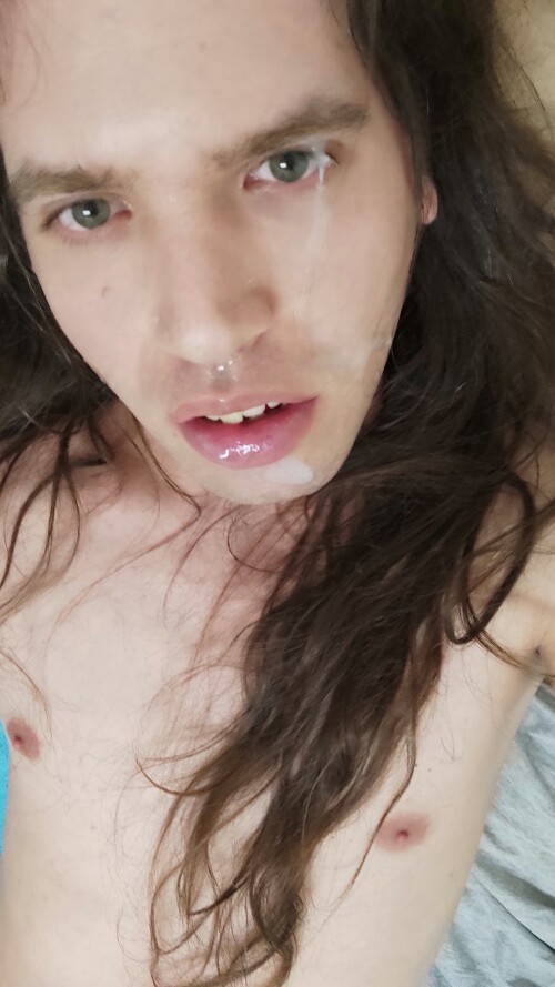 Lovelylilush-Sissylilush-Sweetlilush-67b10914b711010d7d.jpg