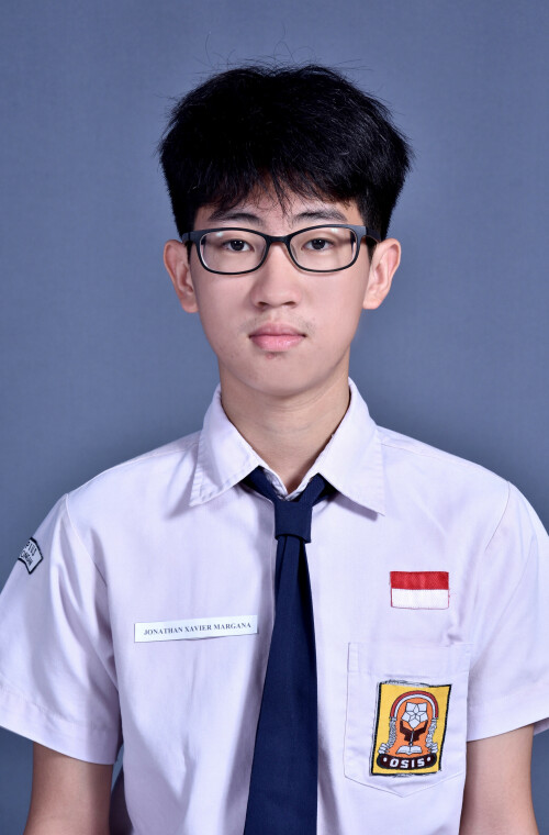 11-JONATHAN.jpg