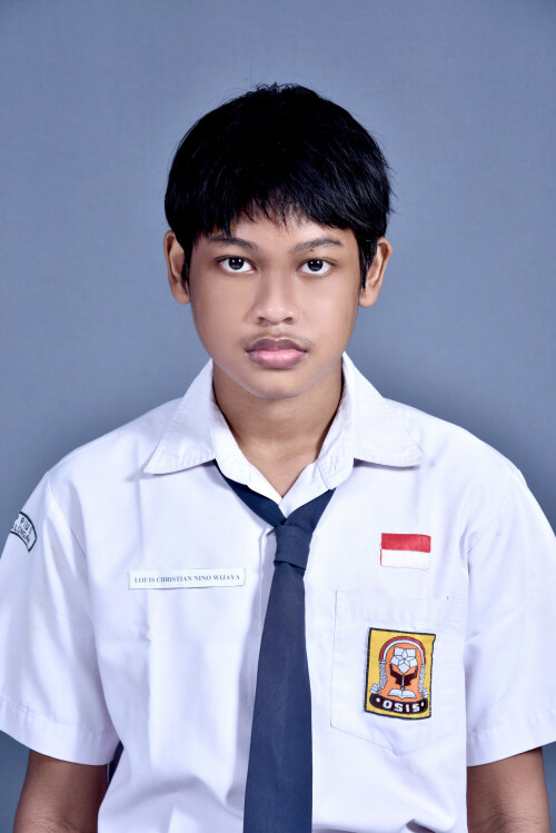 17-LOUIS.jpg
