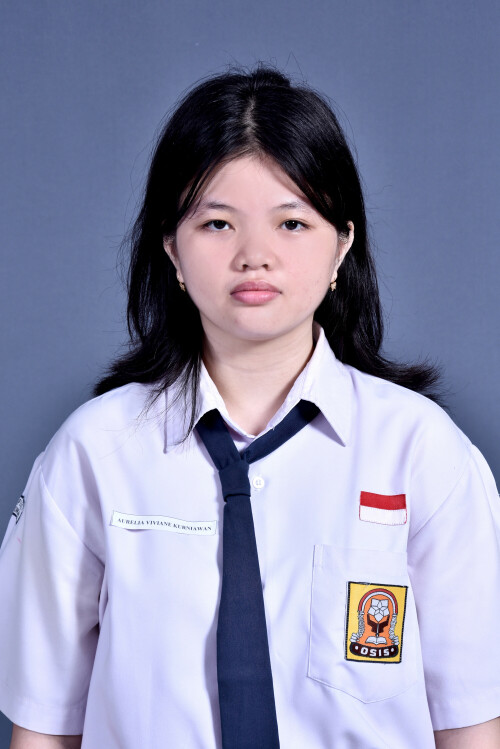 2-AURELIA.jpg