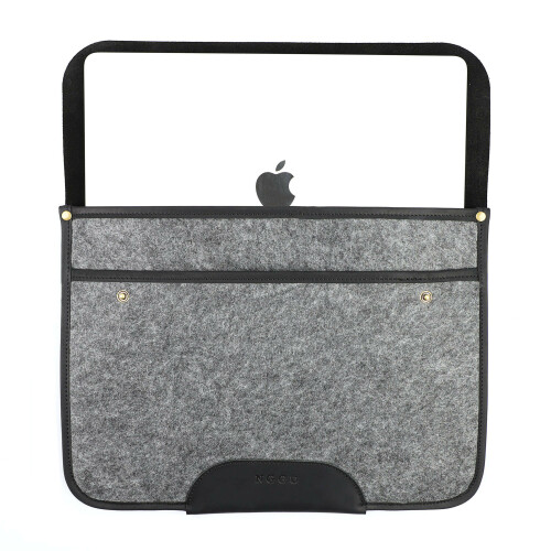 Felt-laptop-sleeve-black5.jpg