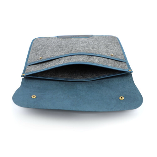 Felt-laptop-sleeve-blue4.jpg