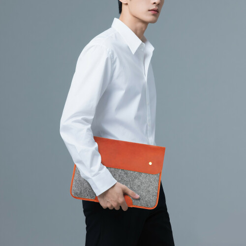 Felt-laptop-sleeve-orange-brown3.jpg