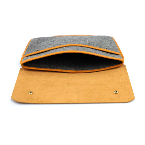 Felt-laptop-sleeve-orange4.jpg