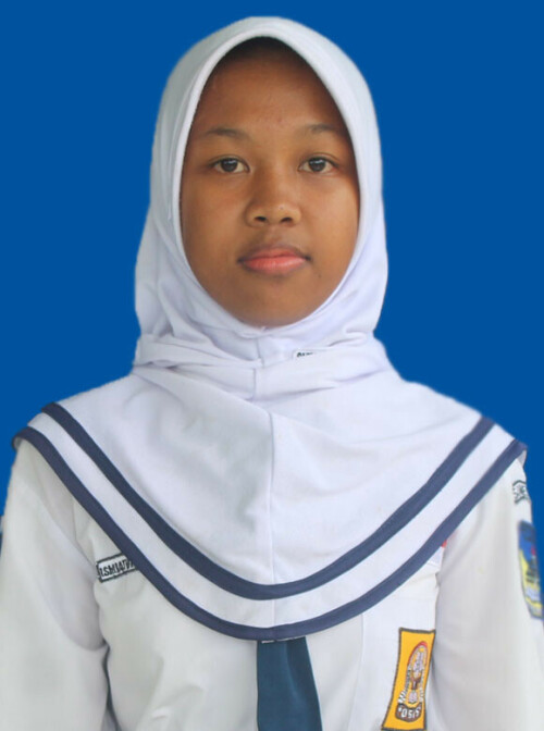 10.-ISMIATUN-NURIAH-HUSNA.jpg
