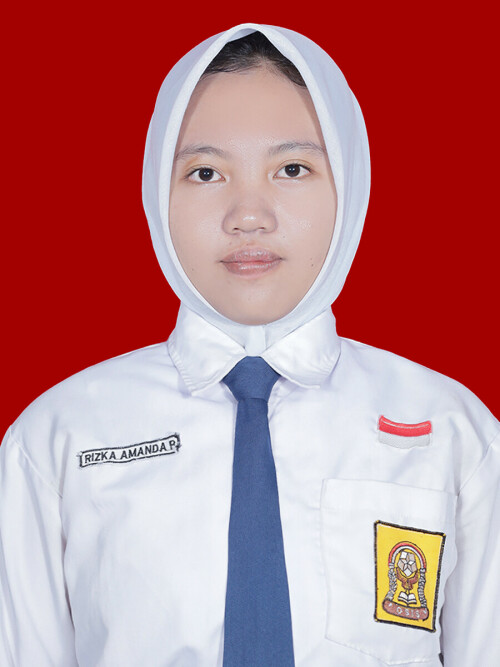 22-RIZKA-AMANDA-PUTRI.jpg