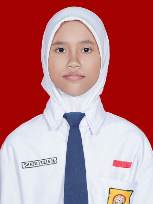 30-SHAFA-YULIA-HARTANTI.jpg