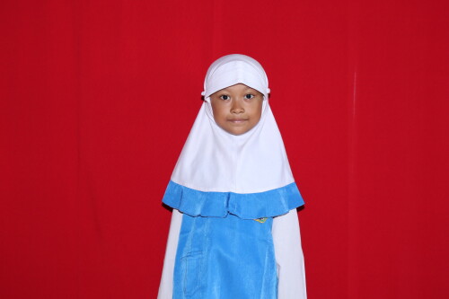 AULIA-YUMNA-NALADHIPA.jpg