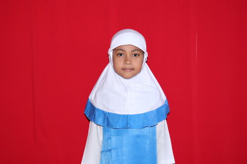 AZKIYA-ANISYKURLILLAH.jpg