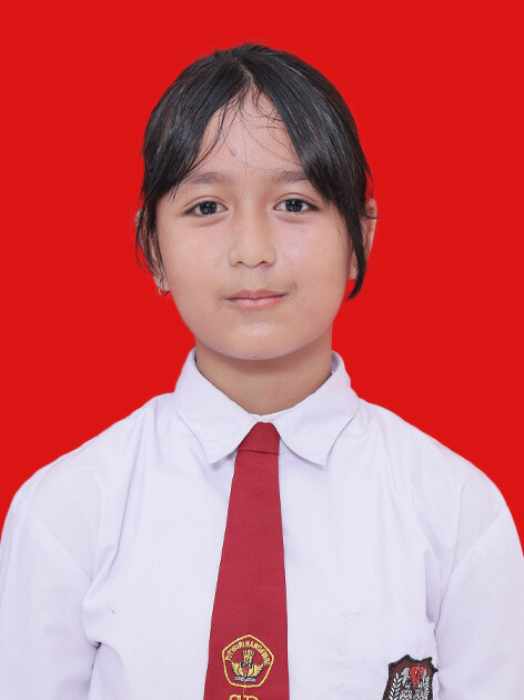 KHANZA-SABILA-PUTRI.jpg