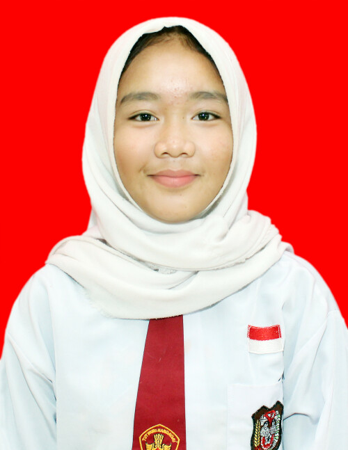 Maurah-Christina.jpg