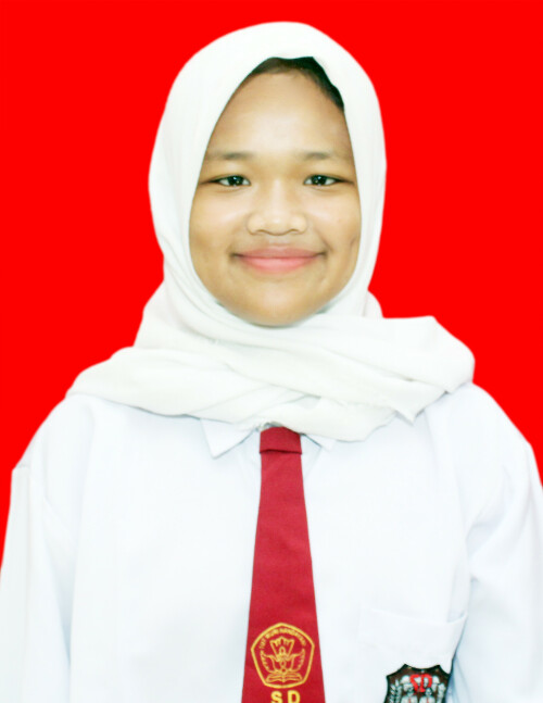 Nina.jpg