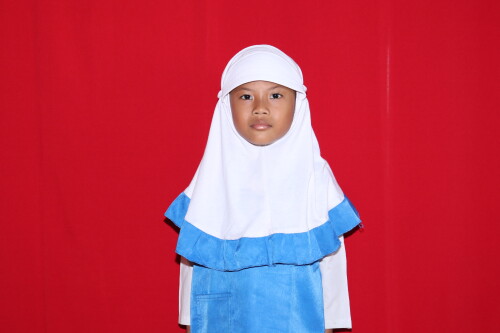 SERAPHINA-NALLA-RESYAKILA.jpg