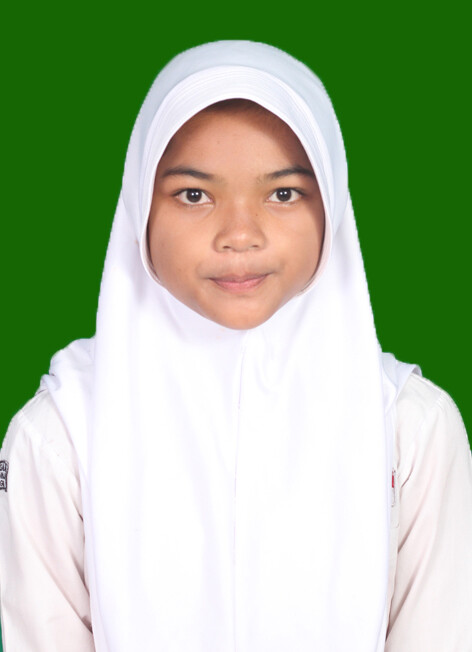 ZAHIRA.jpg