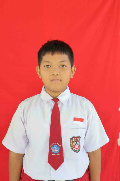 AHMAD-RIZKY-MAULANA.jpg