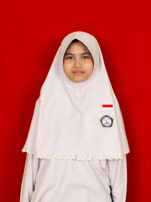Adinda-Zahra-Qurrata-A_yun.jpg