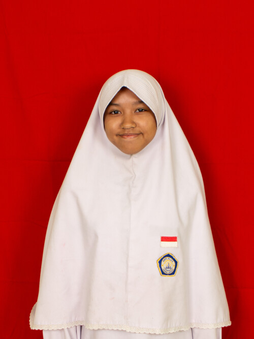 Nadine-Puti-Zahra-Wibisono.jpg