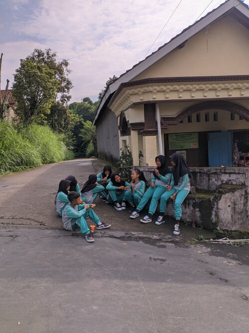 jalan.jpg