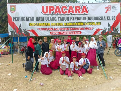 upacara.jpg