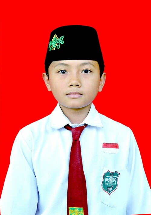 0137158653.jpg
