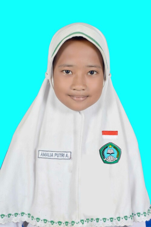 AMALIA-PUTRI-AZARA.jpg