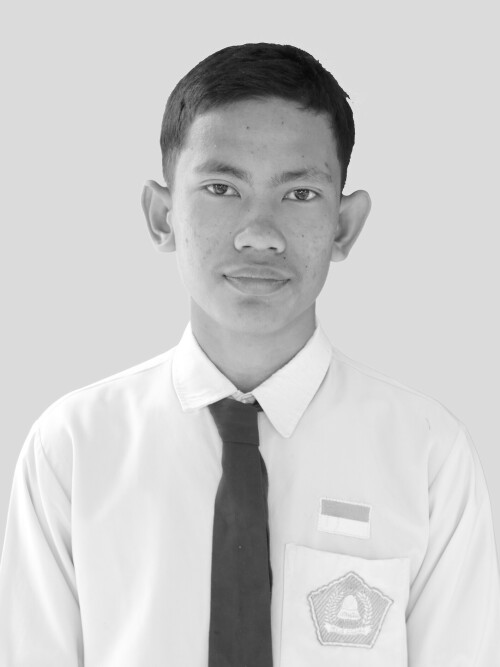 AZWAR.jpg