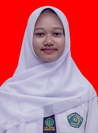 Nadia-Fitriyani.jpg