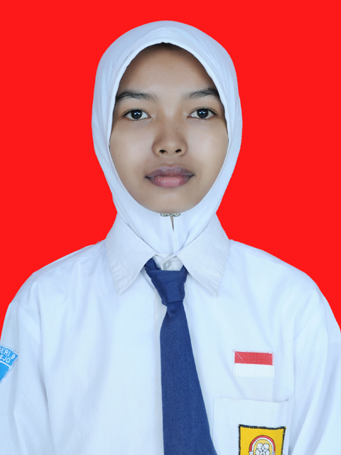 PUTRI-BUNGA-APRILIA.jpg