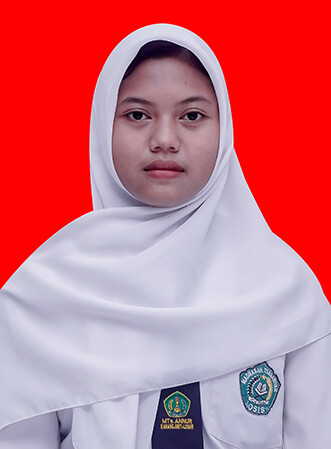Putri-Nur-Kholifah.jpg
