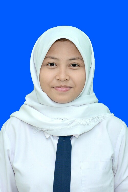ULYA-ROHMAH-KARMANI.jpg