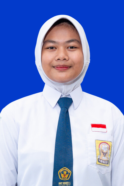 AULIA-PUTRI.jpg