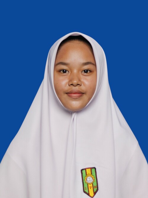 Azka-Kayyisah-Putri.jpg