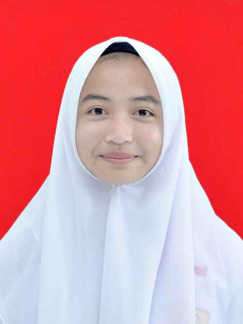 DAVINA-PUTRI-APRILIA.jpg