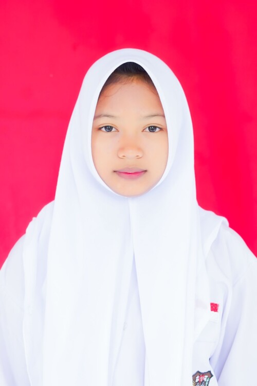 NADIA.jpg