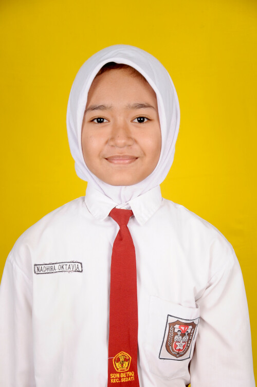 Nadhira-Oktavia.jpg
