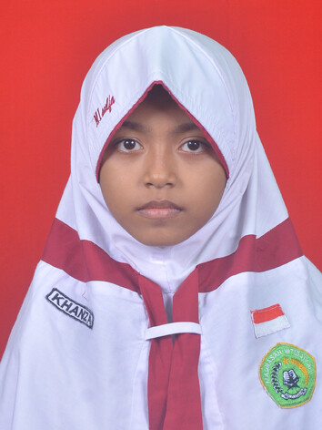 RAYSHA-KHANZA-RAFIFA.jpg