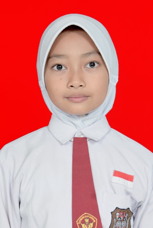 Rt-Hasna-Humaira-Nadhifa.jpg